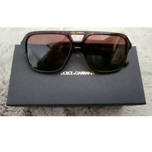 Sun glasses (dolce&Gabbana)